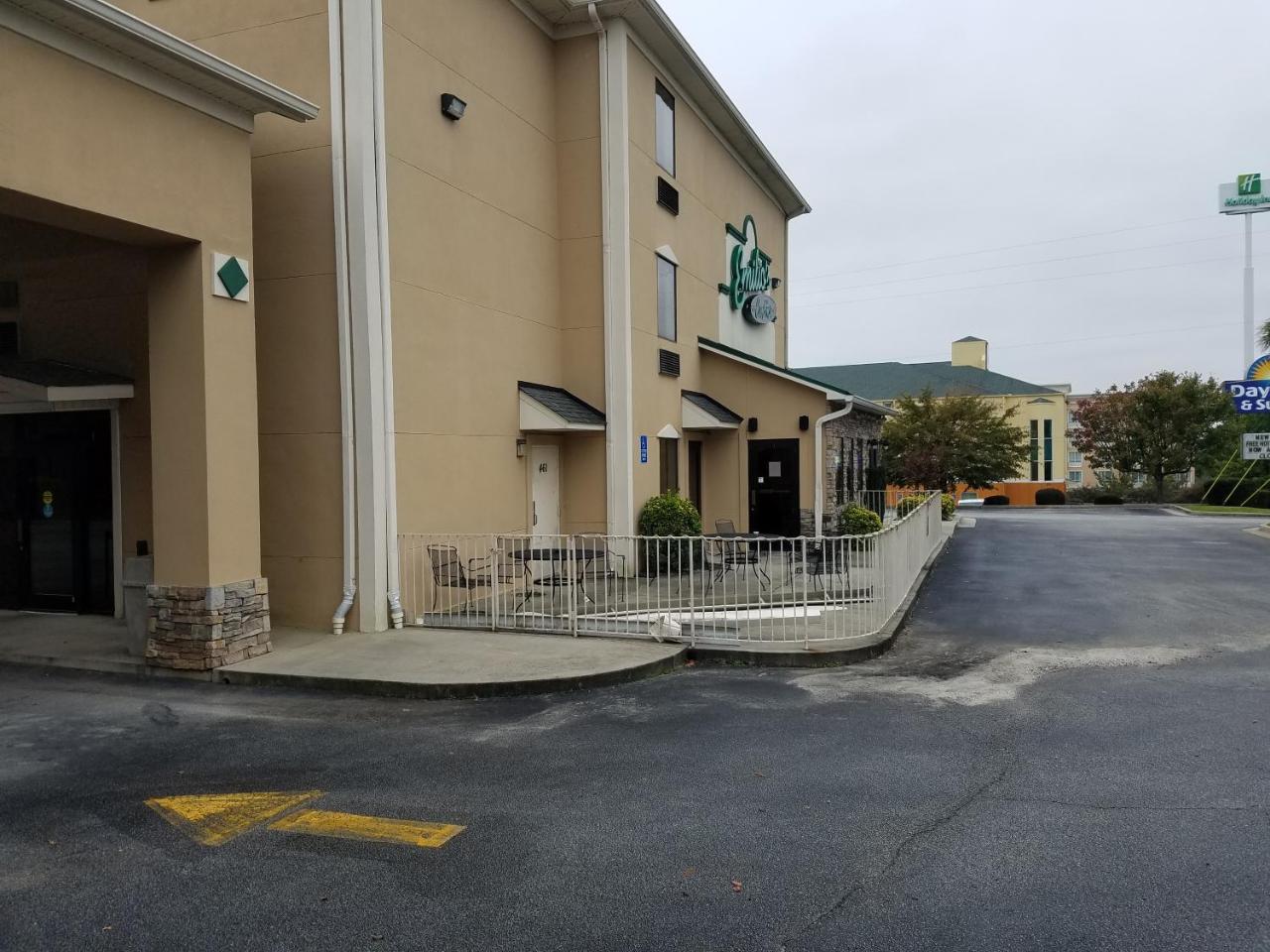 Hotel Baymont By Wyndham Grovetown Augusta Esterno foto
